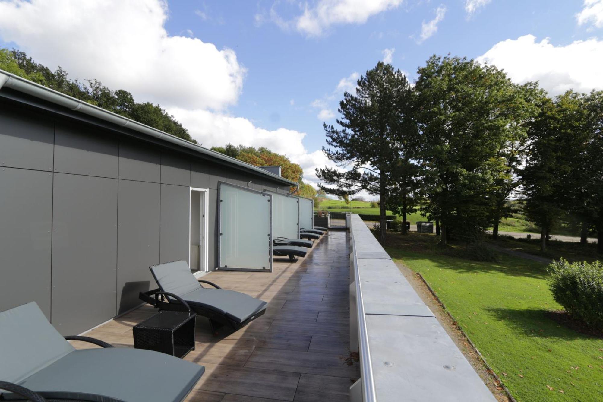 Gaestehaus Sportpark Nuembrecht Exterior photo